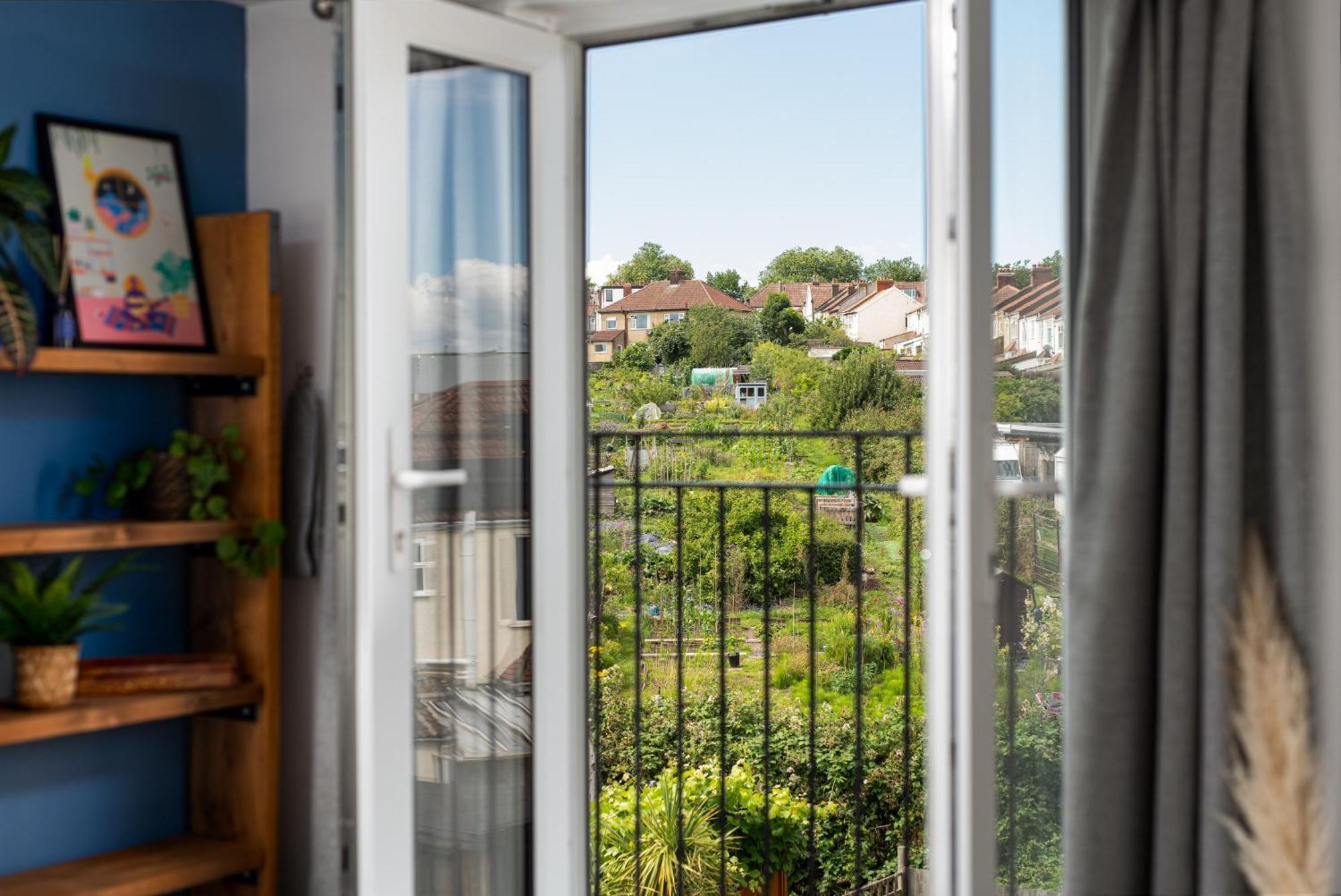 Charming Family Home With Stoves, Garden & Parking بريستول المظهر الخارجي الصورة