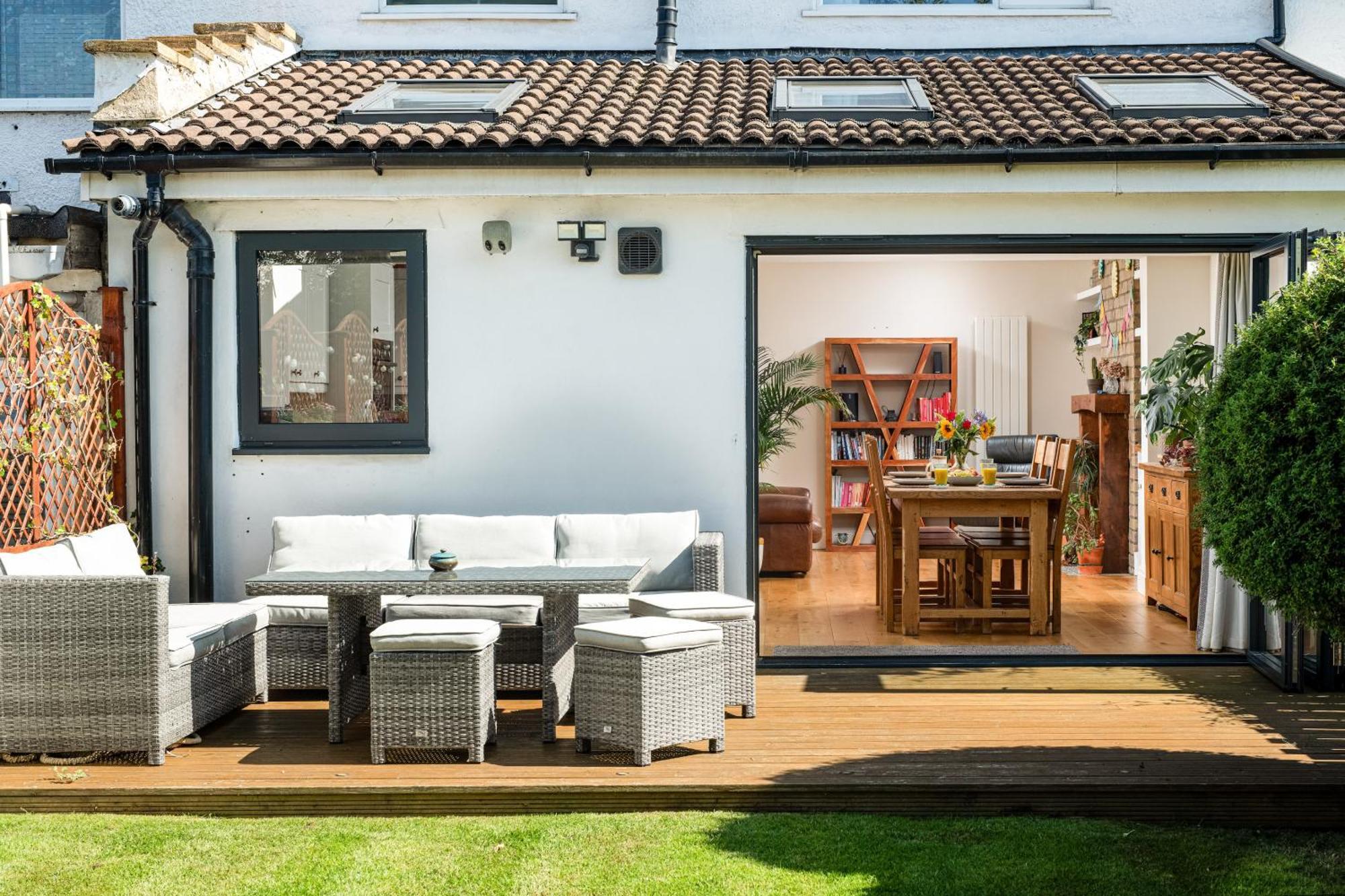 Charming Family Home With Stoves, Garden & Parking بريستول المظهر الخارجي الصورة